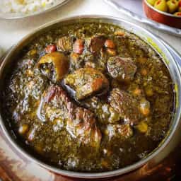 قورمه سبزی